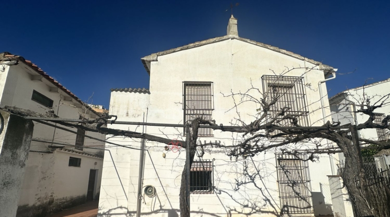 Valencia - Algimia de Alfara - 732m2