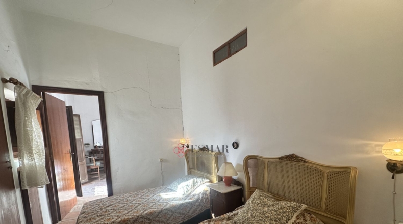 Valencia - Algimia de Alfara - 732m2