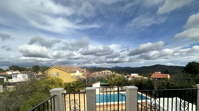 Valencia - Algar de Palancia - 699m2