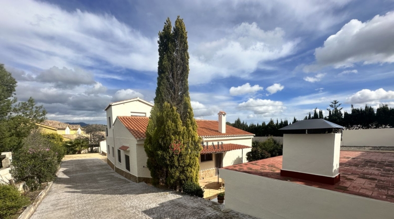 Valencia - Algar de Palancia - 699m2
