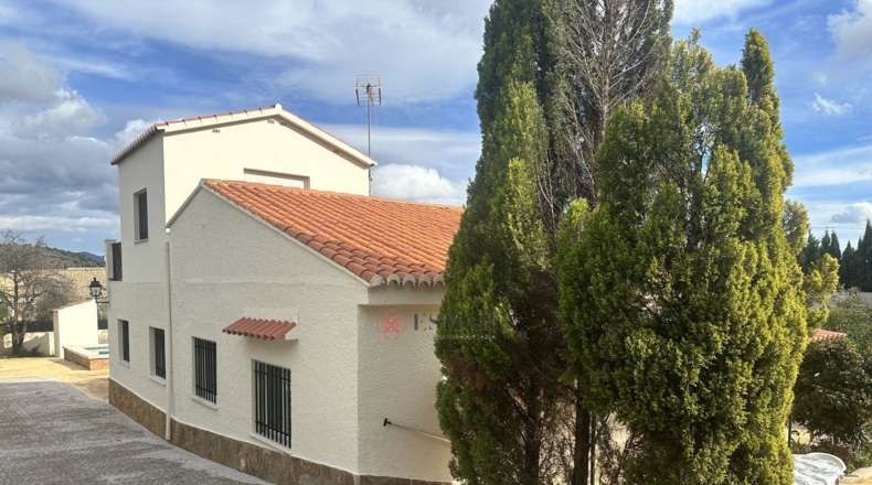 Valencia - Algar de Palancia - 699m2
