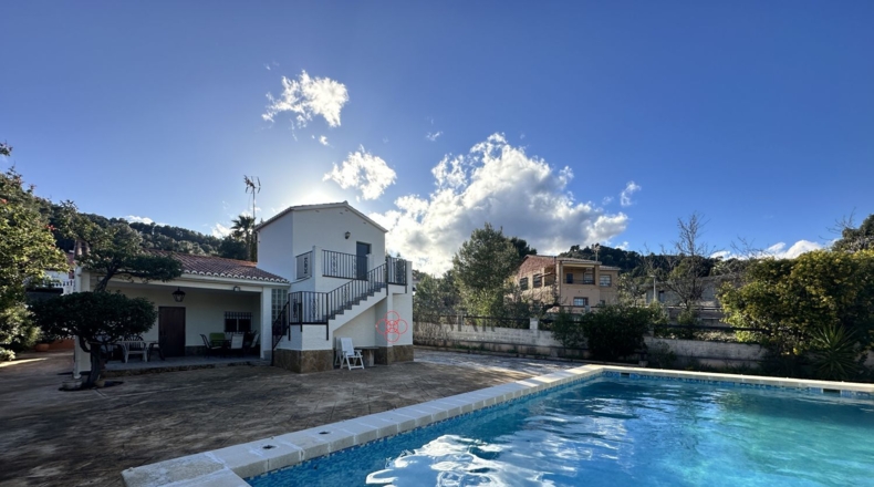 Valencia - Algar de Palancia - 699m2