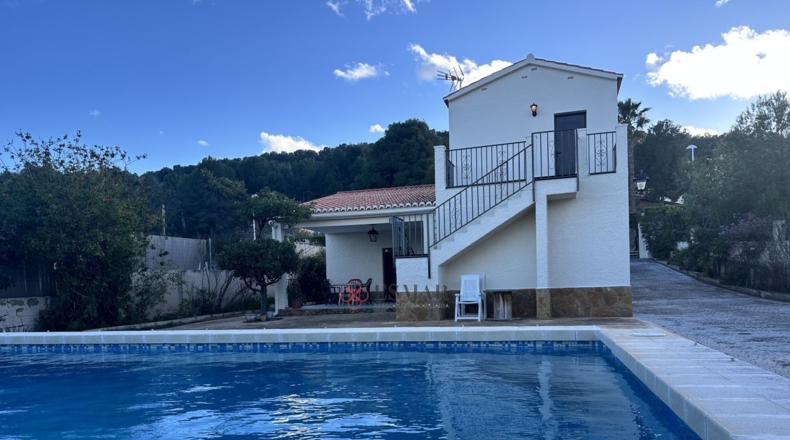 Valencia - Algar de Palancia - 699m2
