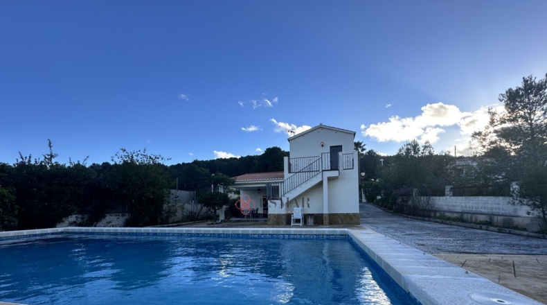 Valencia - Algar de Palancia - 699m2