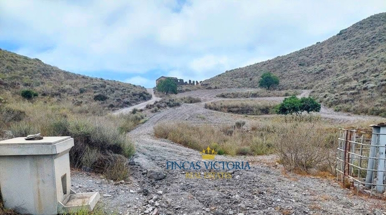 Almería - Cuevas del Almanzora - 17619m2