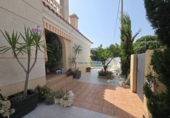 Chalet independiente con terreno en venta en Águilas ref: TR334578 foto