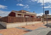 Xalet independent amb terreny en venda a Lorca ref.: TR111662 foto