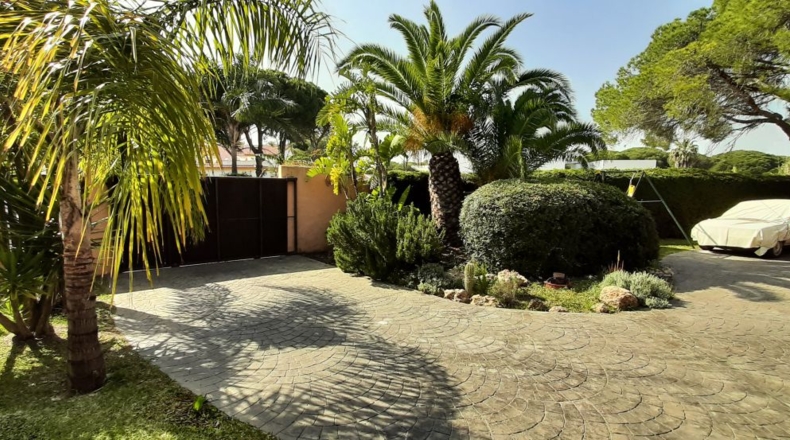 Cádiz - La Barrosa - 420m2