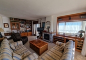 Дом с участком на продажу в городе Calafell. Фото