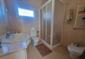 Дом с участком на продажу в городе Calafell. Фото