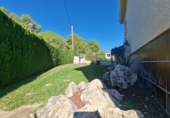 Дом с участком на продажу в городе Calafell. Фото