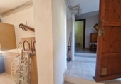 Дом с участком на продажу в городе Calafell. Фото