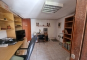 Дом с участком на продажу в городе Calafell. Фото