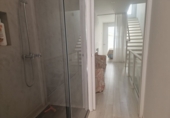 Участок с постройкой на продажу в городе Sitges. Фото
