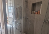 Участок с постройкой на продажу в городе Sitges. Фото
