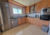 Chalet independiente con terreno en venta en Calafell ref: TR233421 foto