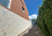 Chalet independiente con terreno en venta en la España, Cunit, ref: TR353451 foto