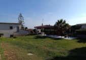 Chalet independiente con terreno en venta en la España, Cunit, ref: TR353451 foto