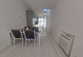 Дом с участком на продажу в городе Sitges. Фото