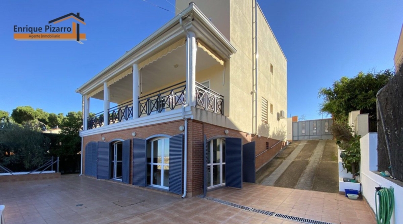 Badajoz - Badajoz - 529m2