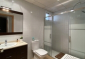 Chalet independiente con terreno en venta en Badajoz ref: TR61059 foto