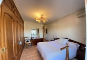 Chalet independiente con terreno en venta en Badajoz ref: TR61059 foto