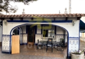 Chalet independiente con terreno en venta en Sueca ref: TR16393 foto