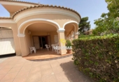 Chalet independiente con terreno en venta en Sueca ref: TR107708 foto