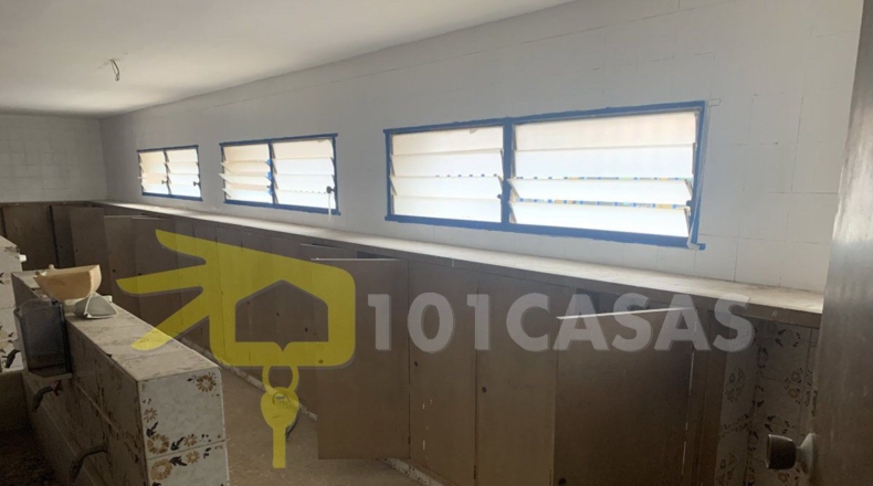 Valencia - Albalat de la Ribera - 3400m2
