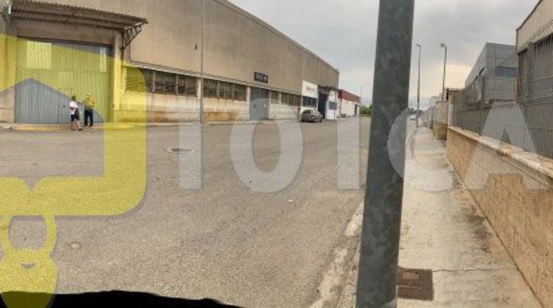 Valencia - Albalat de la Ribera - 3400m2