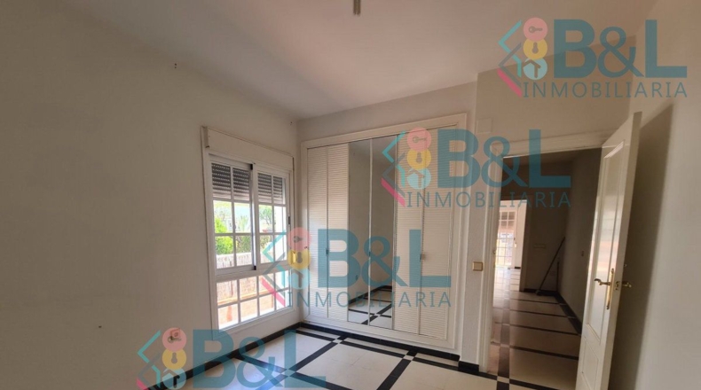 Huelva - La Marina - 246m2