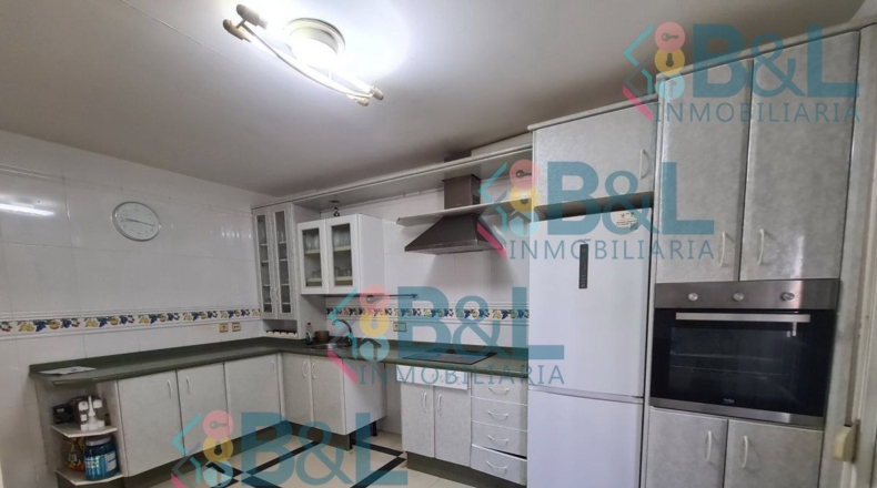 Huelva - La Marina - 246m2