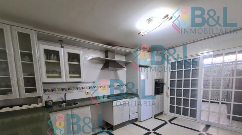 Huelva - La Marina - 246m2