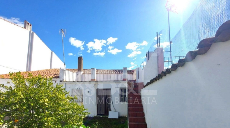 Huelva - Arroyomolinos de León - 197m2