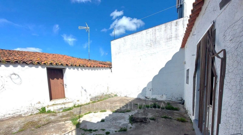 Huelva - Arroyomolinos de León - 145m2