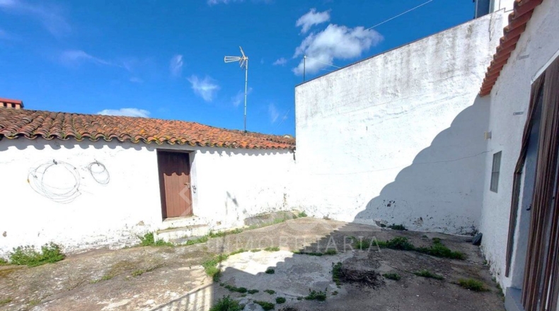 Huelva - Arroyomolinos de León - 145m2