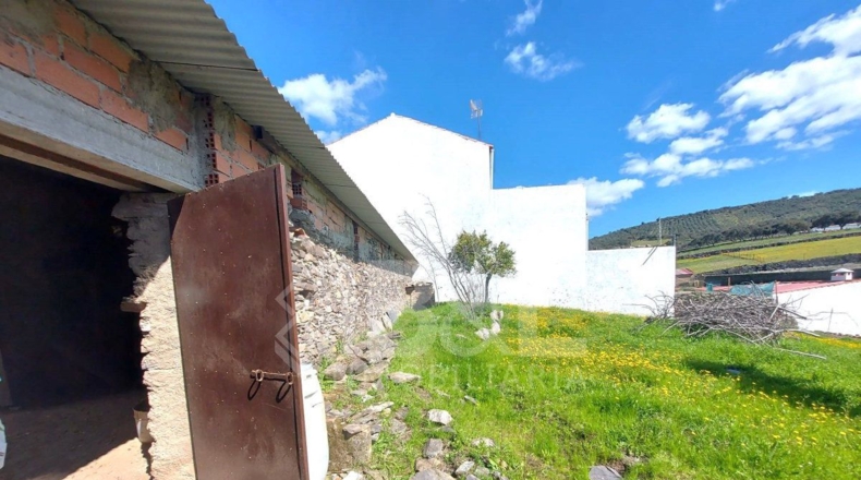 Huelva - Arroyomolinos de León - 75m2