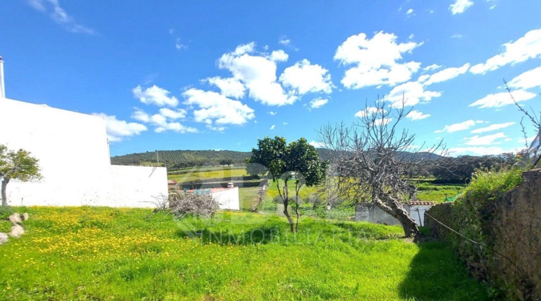 Huelva - Arroyomolinos de León - 75m2