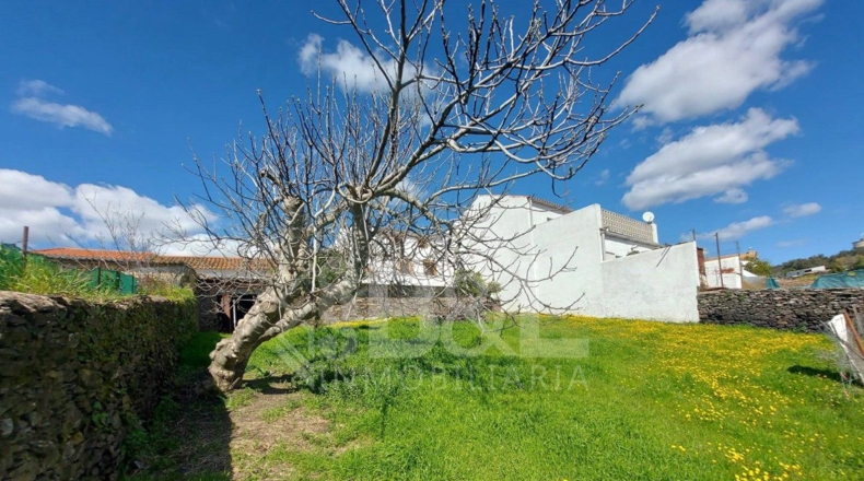 Huelva - Arroyomolinos de León - 75m2