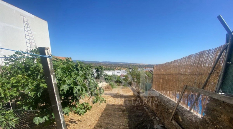 Huelva - Rosal de la Frontera - 511m2