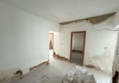 Дом с участком на продажу в городе Касерес. Фото