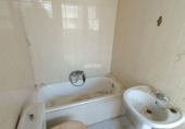 Дом с участком на продажу в городе Касерес. Фото