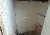 Дом с участком на продажу в городе Касерес. Фото