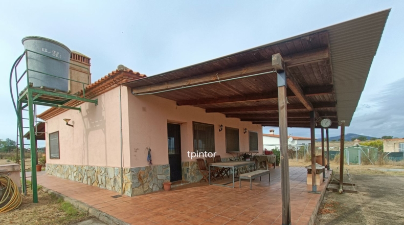 Cáceres - Cáceres - 2500m2