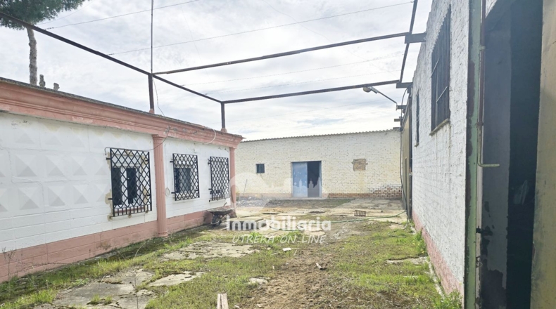 Sevilla - Utrera - 4700m2