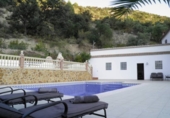 Chalet independiente con terreno en venta en Loja ref: TR64576 foto