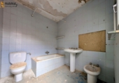 Chalet independiente con terreno en venta en Loja ref: TR64770 foto