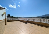 Casa de pueblo en venta en Loja ref: TR58407 foto