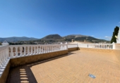 Casa de pueblo en venta en Loja ref: TR58407 foto