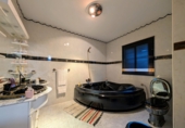 Casa de pueblo en venta en Loja ref: TR58407 foto